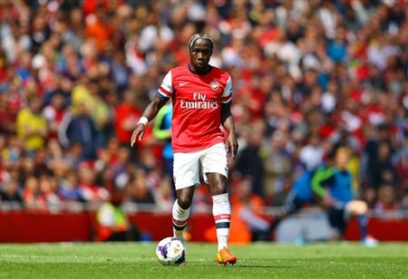 Sagna trở thành hàng hot trong mùa hè này