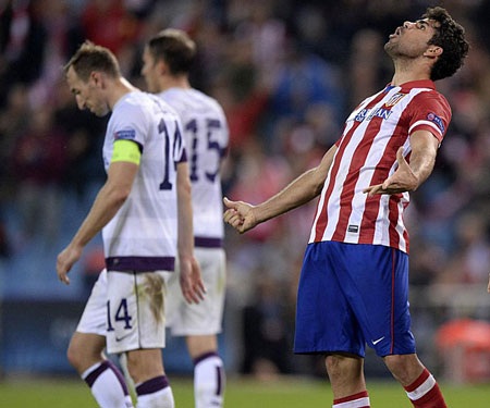 Chặng đường gian khó của Atletico để có mặt tại chung kết - 4 Atletico
nghiền nát Austria Wien với tỉ số cách biệt 4-0 trên sân nhà Vicente Calderon.