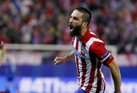 Chặng đường gian khó của Atletico để có mặt tại chung kết - 8 Trận lượt về
tại Calderon, Atletico hủy diệt Milan với tỉ số 4-1 để giành vé vào tứ kết.
