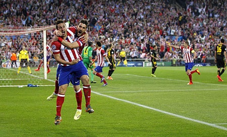 Chặng đường gian khó của Atletico để có mặt tại chung kết - 10 Trận lượt về
tại Calderon, Atletico hủy diệt Milan với tỉ số 4-1 để giành vé vào tứ kết.