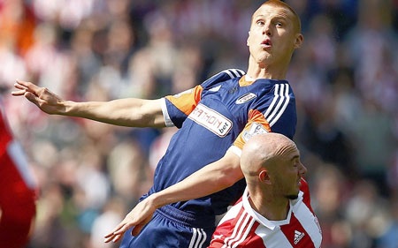 Đội hình miễn phí hấp dẫn nhất "phiên chợ hè" 2014 tại Premier League - 8 Đội hình miễn phí hấp dẫn nhất phiên chợ hè 2014 tại Premier League