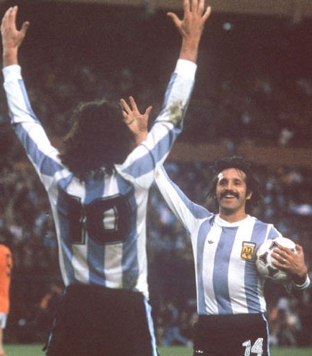 Mario Kempes, kẻ chinh phục - 5 Kỳ 1: Mario Kempes, kẻ chinh phục