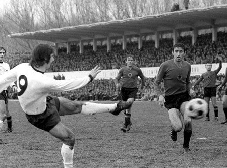 Gerd Mueller: "Kẻ dội bom" vĩ đại - 6 Gerd Müller: Kẻ dội bom vĩ đại