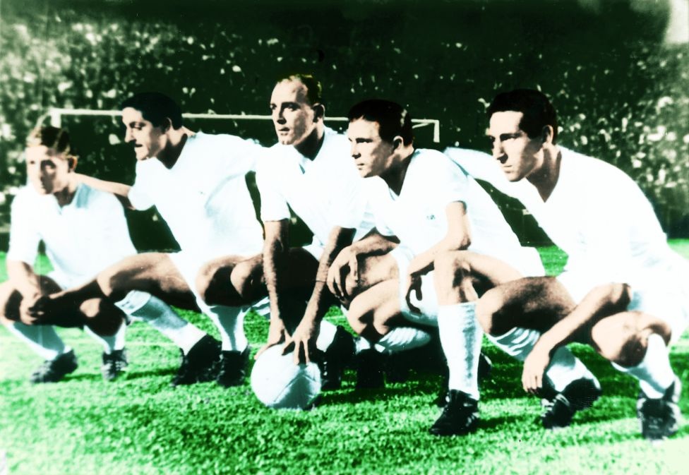 Nhìn lại sự nghiệp lẫy lừng của “mũi tên bạc” Di Stéfano - 21 Hàng công
trứ danh của Real Madrid với Kopa, Rial, Alfredo Di Stefano, Puskas và Gento.