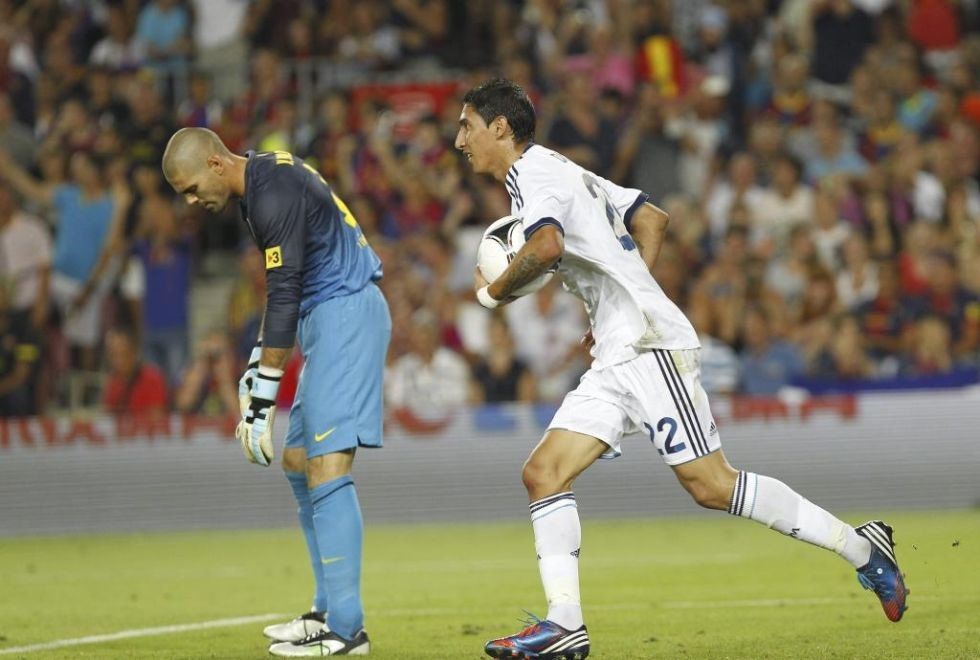 Di Maria và những khoảnh khắc tuyệt vời cùng Real Madrid - 7 Di Maria và
đồng đội ăn mừng danh hiệu La Liga 2011-12.