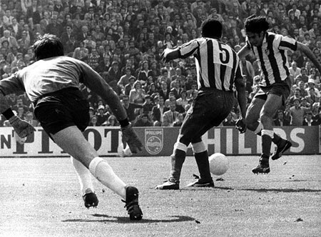 Derby thành Madrid qua những bức ảnh lịch sử