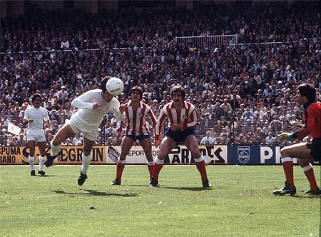 Derby thành Madrid qua những bức ảnh lịch sử