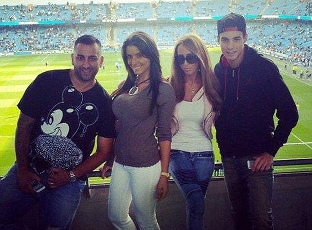 Charalambous luôn sẵn sàng đáp ứng mọi yêu cầu từ khách hàng