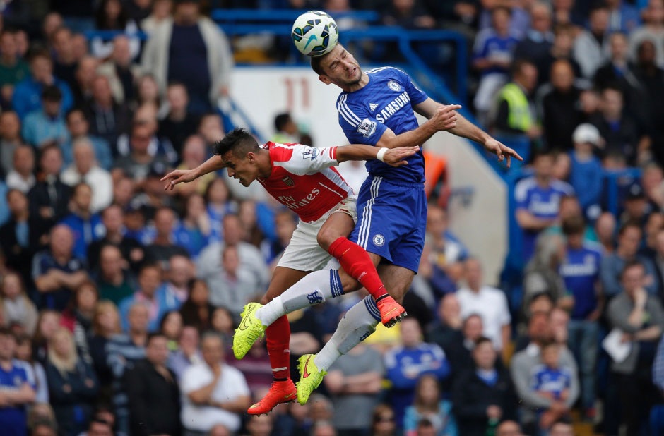 Nhìn lại 90 phút Chelsea “nghiền nát” Arsenal - 7 Alexis
Sanchez hoạt động rất năng nổ nhưng không đem lại nhiều hiệu quả.