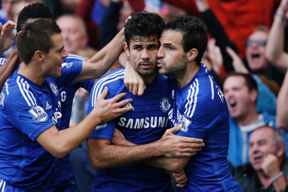 Nhìn lại 90 phút Chelsea “nghiền nát” Arsenal - 13 Bộ đôi
Fabregas-Costa một lần nữa tỏa sáng.