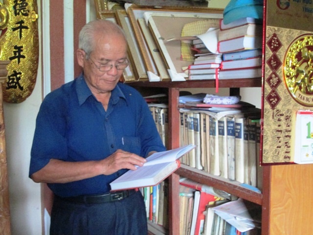 Hơn 80 tuổi nhưng cụ Tánh vẫn nhớ như in những ngày tháng xẻ dọc Trường Sơn đi cứu nước