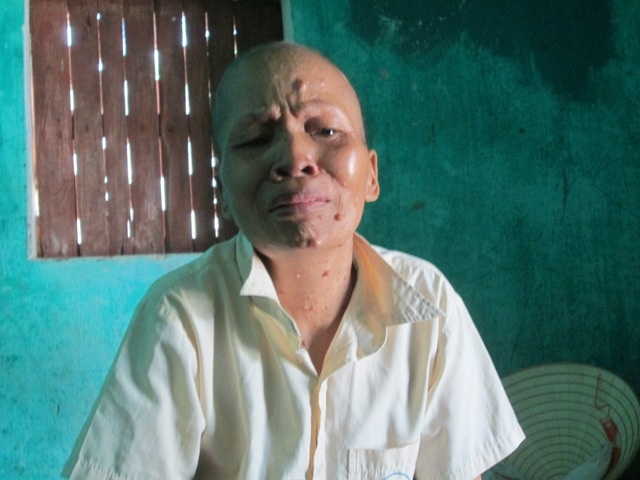 Hơn 41 triệu đến với người mẹ bệnh hiểm nghèo nuôi con thơ dại - 1 Những giọt nước mắt mừng tủi của người đàn bà một đời bất hạnh