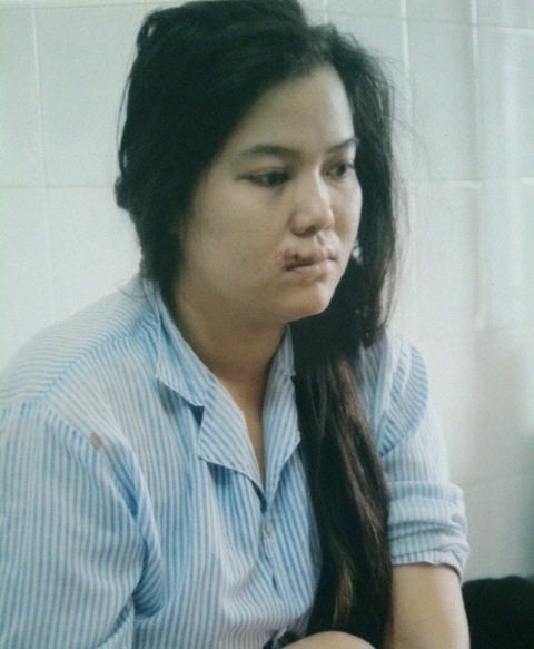 Một phụ nữ nghi sảy thai sau khi bị hành hung - 1 Chị Lan hiện vẫn đang được điều trị tại Bệnh viện Phụ sản Thanh Hóa