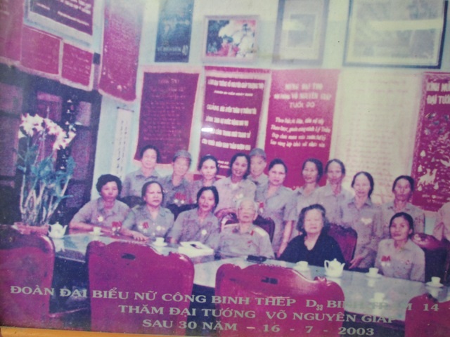 Cuộc hội ngộ giữa Đại tướng và Trung đoàn Nữ Công binh thép sau 30 năm