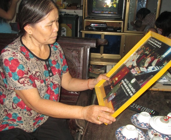 Cô Dương Thị Trình xúc động khi gặp lại Đại tướng