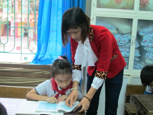 Hơn 20 năm đứng trên bục giảng, cô Tuyết Hạnh đều đạt GV giỏi