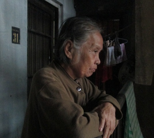 Chung cư dọa sập, 80 hộ dân “cố thủ” không di dời