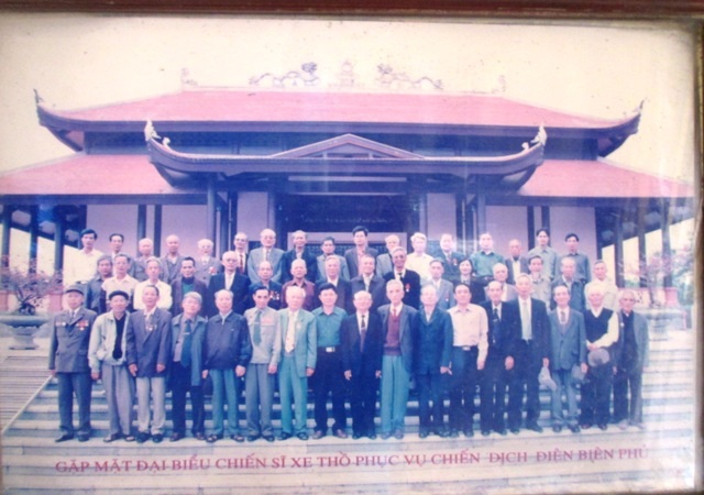 Đội xe thồ hỏa tuyến phục vụ chiến dịch Điện Biên Phủ gặp lại nhau giữa thời bình