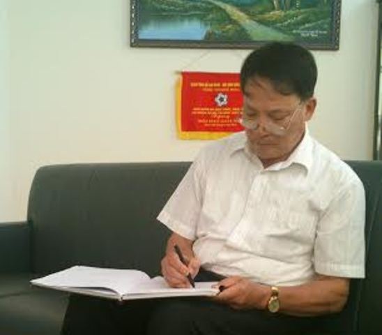 Học Cao đẳng, tốt nghiệp nhận bằng... Trung cấp - 3 Ông Nguyễn Đình Cần - Phó trưởng cơ sở Trường Đại học Công nghiệp TPHCM chi nhánh tại Thanh Hóa.