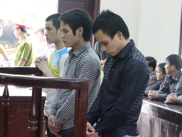 Các bị cáo Hạ, Hưng Tiến