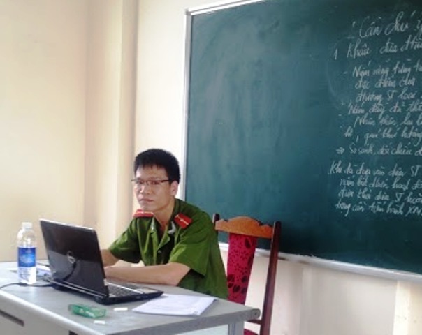 Cựu thủ khoa Học viện Cảnh sát giờ đã là một giảng viên