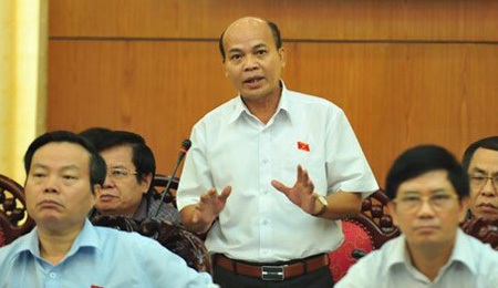 Chặn cảnh đại biểu “mượn bài” để đọc trước nghị trường - 1 Chặn cảnh đại biểu “mượn bài” để đọc trước nghị trường