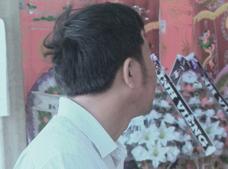 Bi hài chồng khẩn thiết xin ly hôn vì nhiều lần bị vợ đánh “thừa sống thiếu chết” - 1 Anh Thanh vẫn
chưa hết ám ảnh về những trận đòn của vợ.