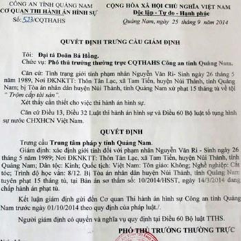 Người đẹp chuyển giới phạm tội và bi hài chuyện “hậu” thi hành án - 1 Quyết định trưng cầu giám định giới tính phạm nhân Ri của Công an Quảng Nam.