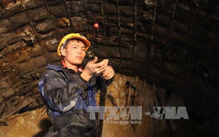 Cuộc chiến phía bên kia khoang hầm sập: Chúng tôi ổn