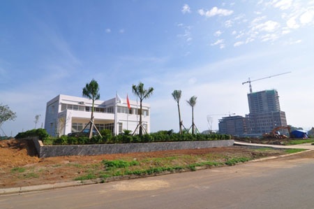 Thủ tướng duyệt chi vốn làm cơ sở hạ tầng khu công nghệ cao Hòa Lạc - 1 Những hoạt động xây dựng, đầu tư đang được xúc tiến tại khu công nghệ cao Hoà Lạc.