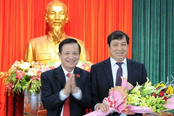 Thủ tướng phê chuẩn Chủ tịch UBND TP.Đà Nẵng - 1 Ông Huỳnh Đức Thơ (phải) mới được bầu làm Chủ tịch UBND TP. Đà Nẵng.