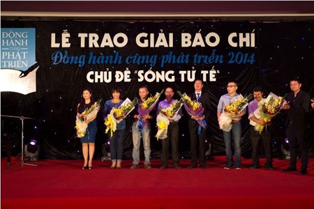 Với giải báo chí viết về chủ đề Sống tử tế, PV Dân trí đã gặt một giải thưởng.