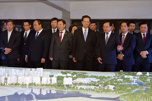 Thủ tướng đồng ý cho Hà Nội xây nhà cao tầng khi cải tạo chung cư cũ - 1 Thủ tướng Nguyễn Tấn Dũng dẫn đầu đoàn công tác về làm việc với Hà Nội