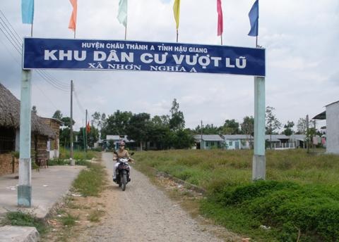 Thủ tướng: Kéo dài thêm 5 năm chương trình làm nhà vượt lũ ĐBSCL - 1 Hết 2014, tổng số vốn đã cấp cho chương trình đạt gần 3000 tỷ đồng.