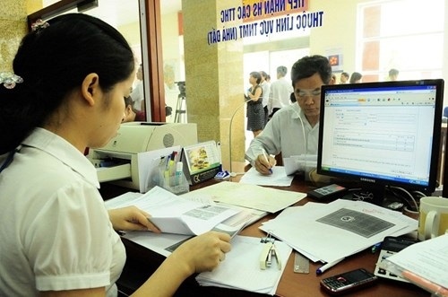 Yêu cầu Bộ trưởng “xử” nghiêm cán bộ gây phiền hà cho dân - 1 Thủ tướng đốc thúc trách nhiệm của các Bộ trưởng trong việc quản lý cán bộ, tránh đề hành dân.