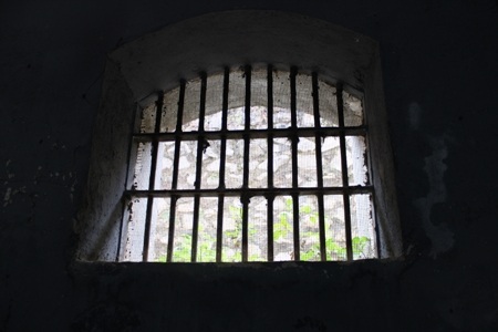 Nếu không có nghị lực ý chí và sáng tạo thì rất dễ bị sa ngã, đầu hàng an phận thủ thường.