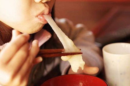 Chú ý đến gót giầy của mình