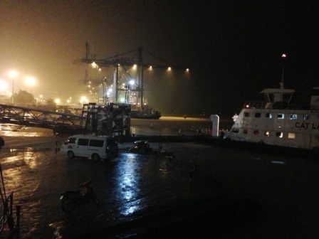 Lực lượng tìm kiếm cứu hộ - cứu nạn tìm kiếm nạn nhân