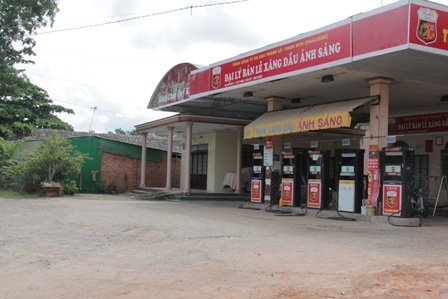 Đại lý xăng dầu Ánh Sáng, nơi xảy ra vụ cướp.