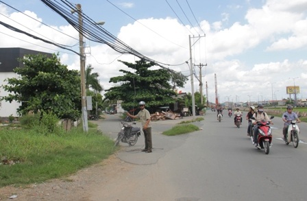 Vết dây điện cứa trên cổ nạn nhân Nguyễn Thanh Tùng
