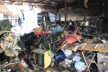 Người dân xã Tóc Tiên bàng hoàng trước 4 cái chết của một gia đình sau vụ hỏa hoạn