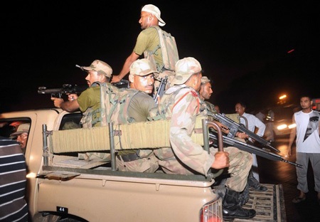 Vụ tấn công của Taliban vào căn cứ hải quân Pakistan đã kết thúc - 1