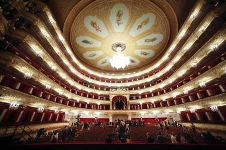 Chiêm ngưỡng vẻ đẹp lộng lẫy của nhà hát nổi tiếng Nga - 6