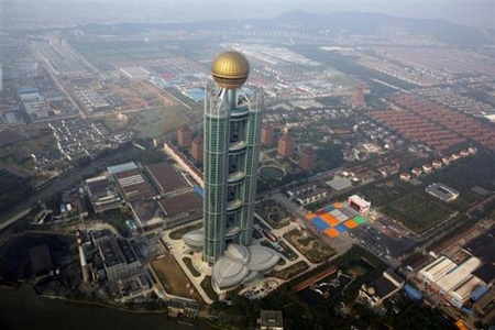 "Đột nhập" phòng siêu sang trong khách sạn của làng giàu nhất Trung Quốc - 1