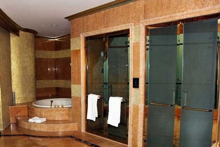 "Đột nhập" phòng siêu sang trong khách sạn của làng giàu nhất Trung Quốc - 12