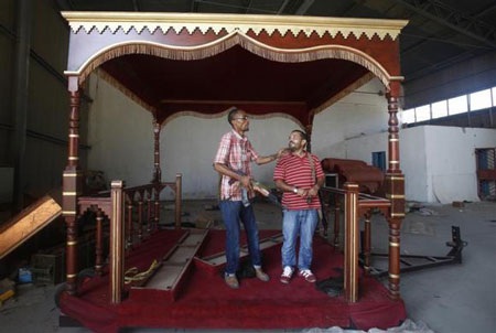 Khám phá cuộc sống của ông Gadhafi - 21