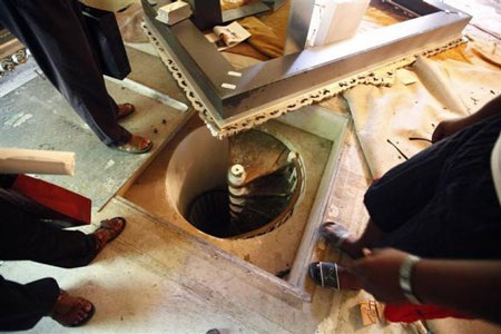 Khám phá cuộc sống của ông Gadhafi - 9