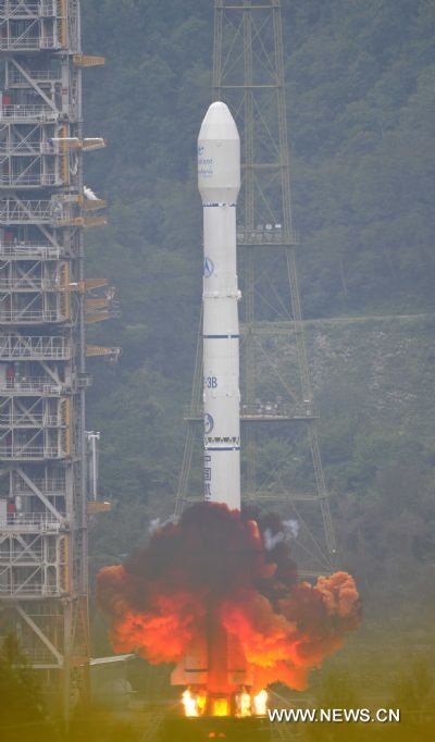 Tên lửa Trung Quốc lần đầu đưa vệ tinh Pháp vào vũ trụ - 2
