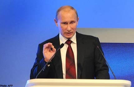 Người Nga tổ chức sinh nhật cho Putin - 1 Người Nga tổ chức sinh nhật cho Putin - 1