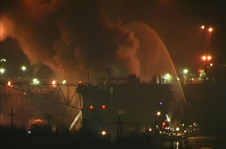 Hỏa hoạn nhấn chìm tàu ngầm hạt nhân Nga - 1 Hỏa hoạn nhấn chìm tàu ngầm hạt nhân Nga - 1